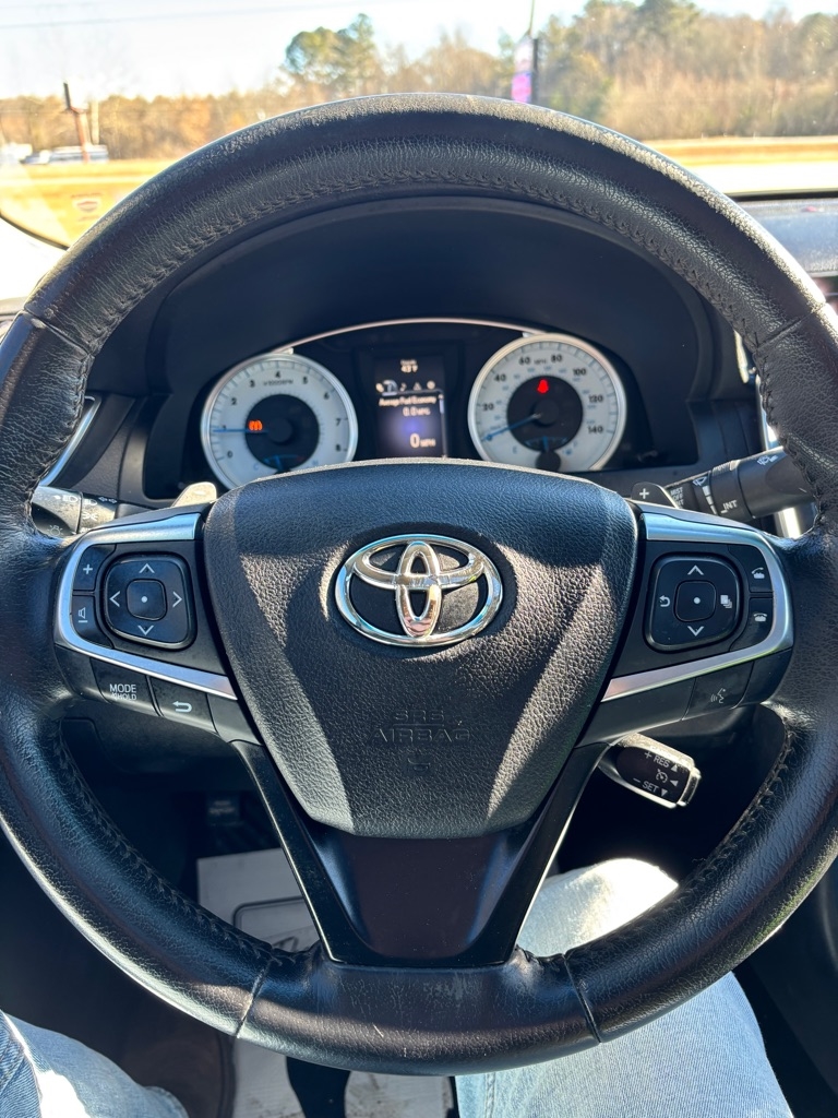 Toyota Camry SE 2016