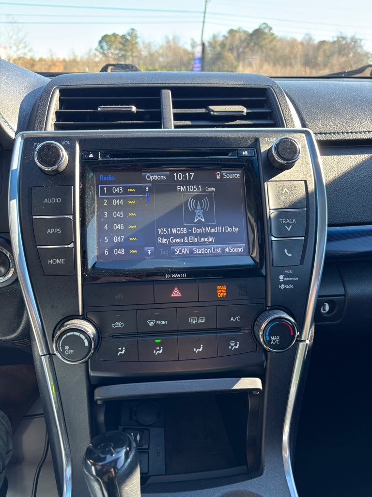 Toyota Camry SE 2016