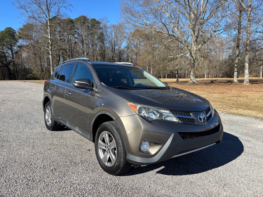 Toyota RAV4 XLE FWD 2015