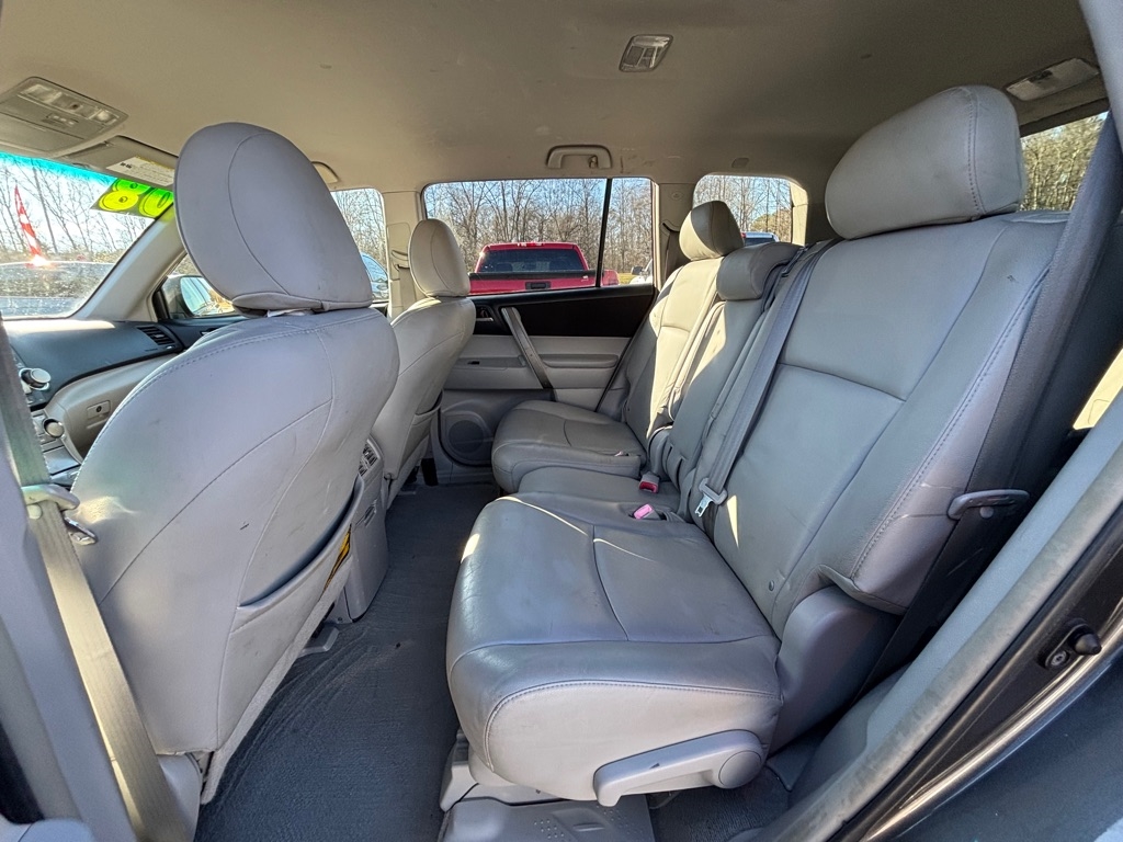 Toyota Highlander Sport 2WD 2008