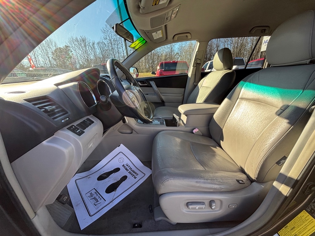 Toyota Highlander Sport 2WD 2008