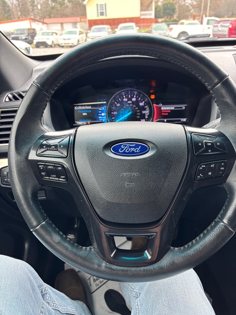 Ford Explorer XLT FWD 2018