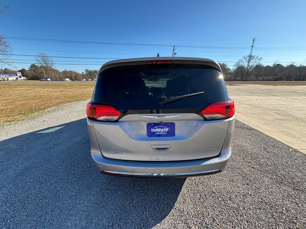Chrysler Pacifica Limited 2019