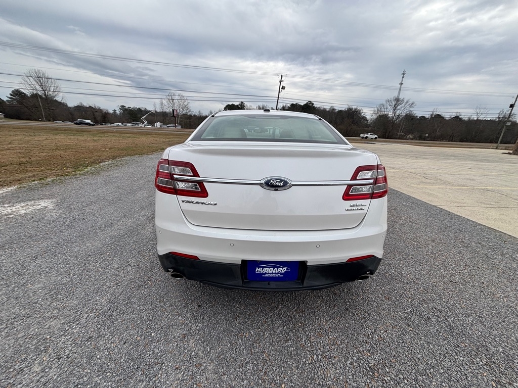 Ford Taurus SEL FWD 2015