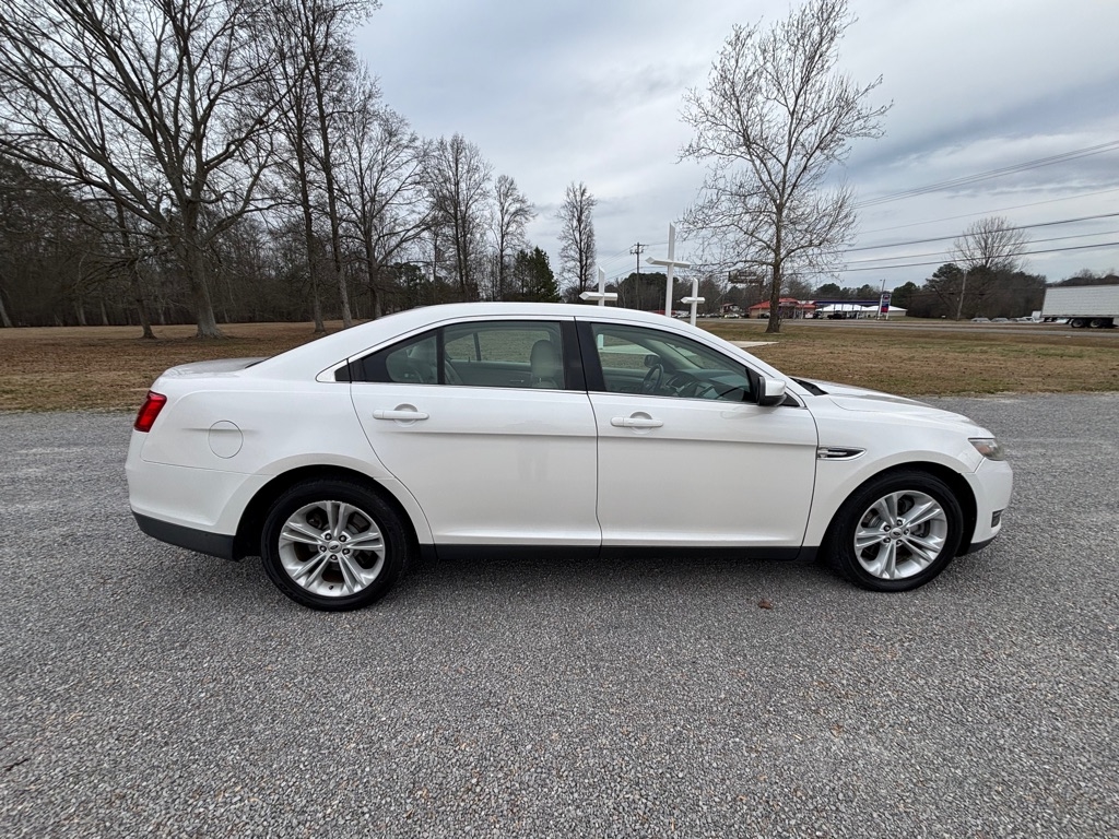 Ford Taurus SEL FWD 2015