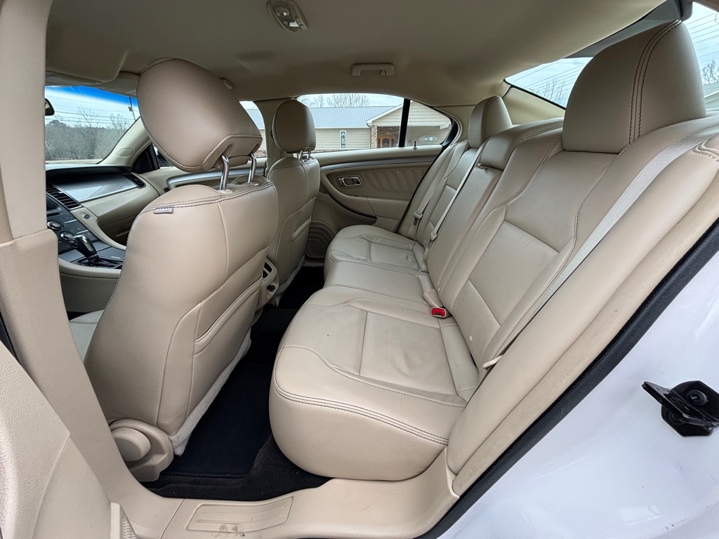 Ford Taurus SEL FWD 2015