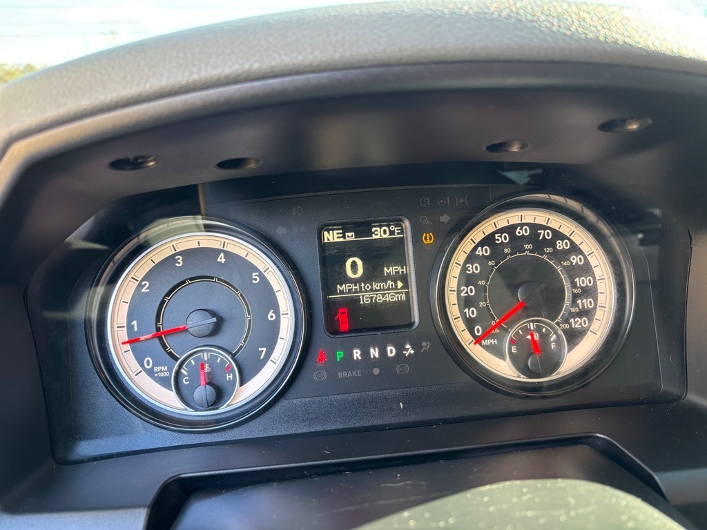 RAM 1500 SLT Quad Cab 4WD 2018