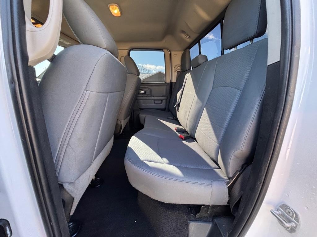 RAM 1500 SLT Quad Cab 4WD 2018