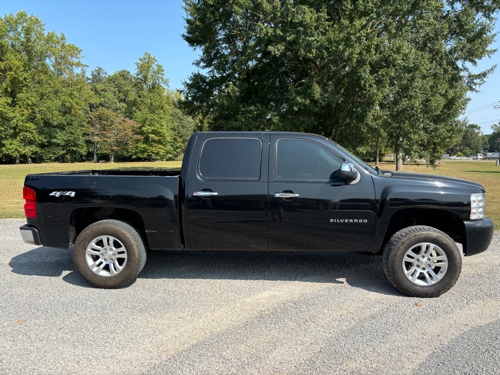 Chevrolet Silverado 1500 Work Truck Crew Cab Short Box 4WD 2012