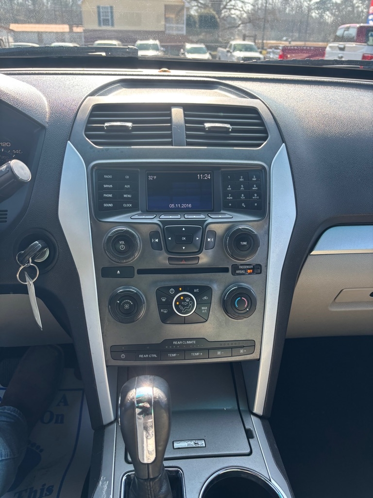 Ford Explorer XLT 4WD 2014