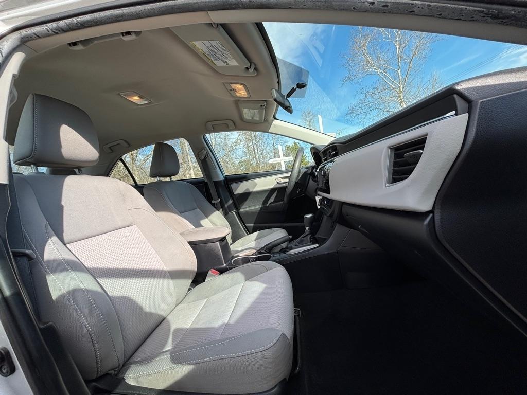 Toyota Corolla LE CVT 2015