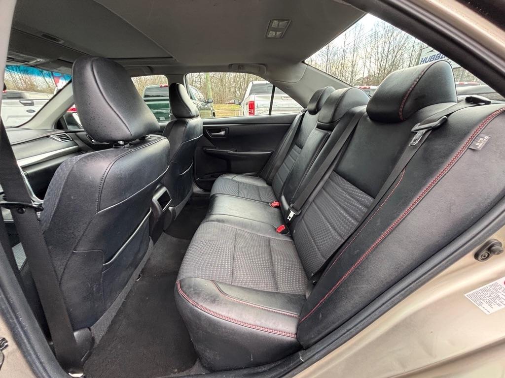 Toyota Camry SE 2015