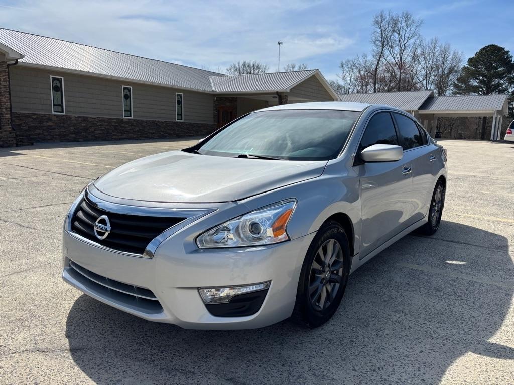 Nissan Altima 2.5 S 2015