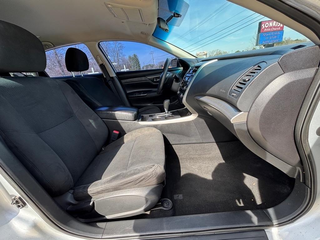 Nissan Altima 2.5 S 2015