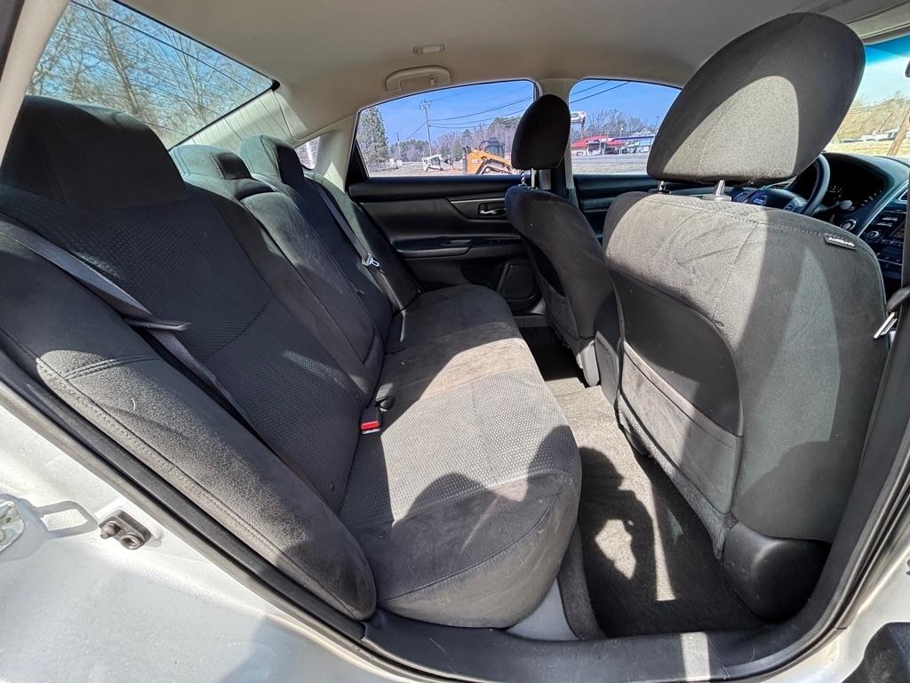 Nissan Altima 2.5 S 2015