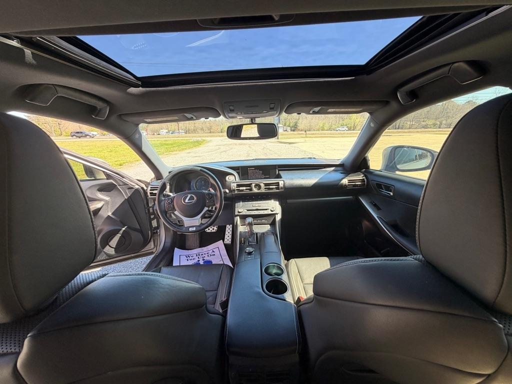 Lexus IS 250 RWD 2015