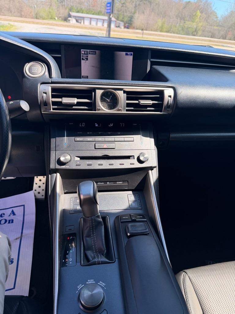 Lexus IS 250 RWD 2015