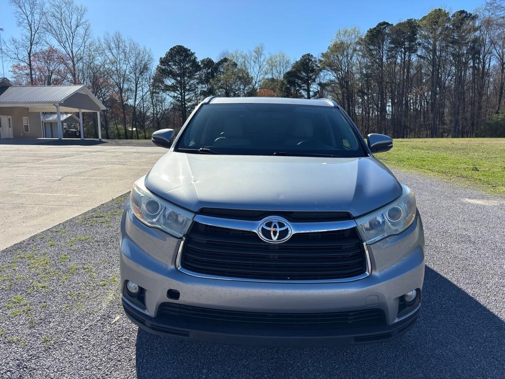 Toyota Highlander XLE FWD V6 2014