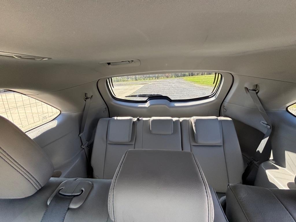 Toyota Highlander XLE FWD V6 2014