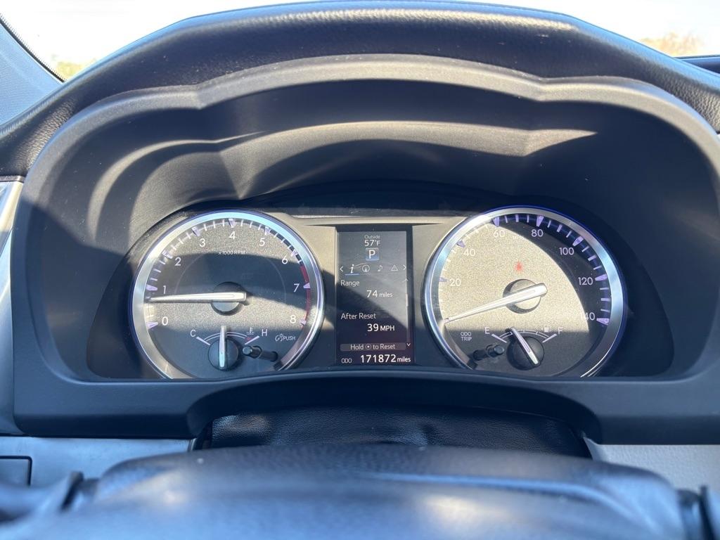 Toyota Highlander XLE FWD V6 2014