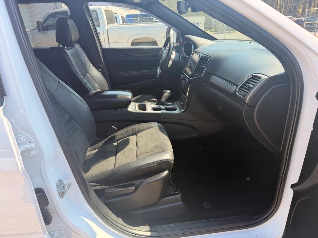 Jeep Grand Cherokee Laredo 2WD 2019