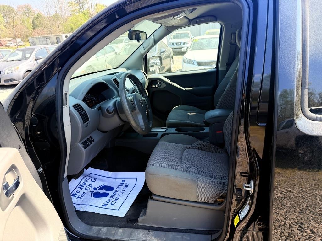 Nissan Frontier S Crew Cab 6MT 2WD 2019