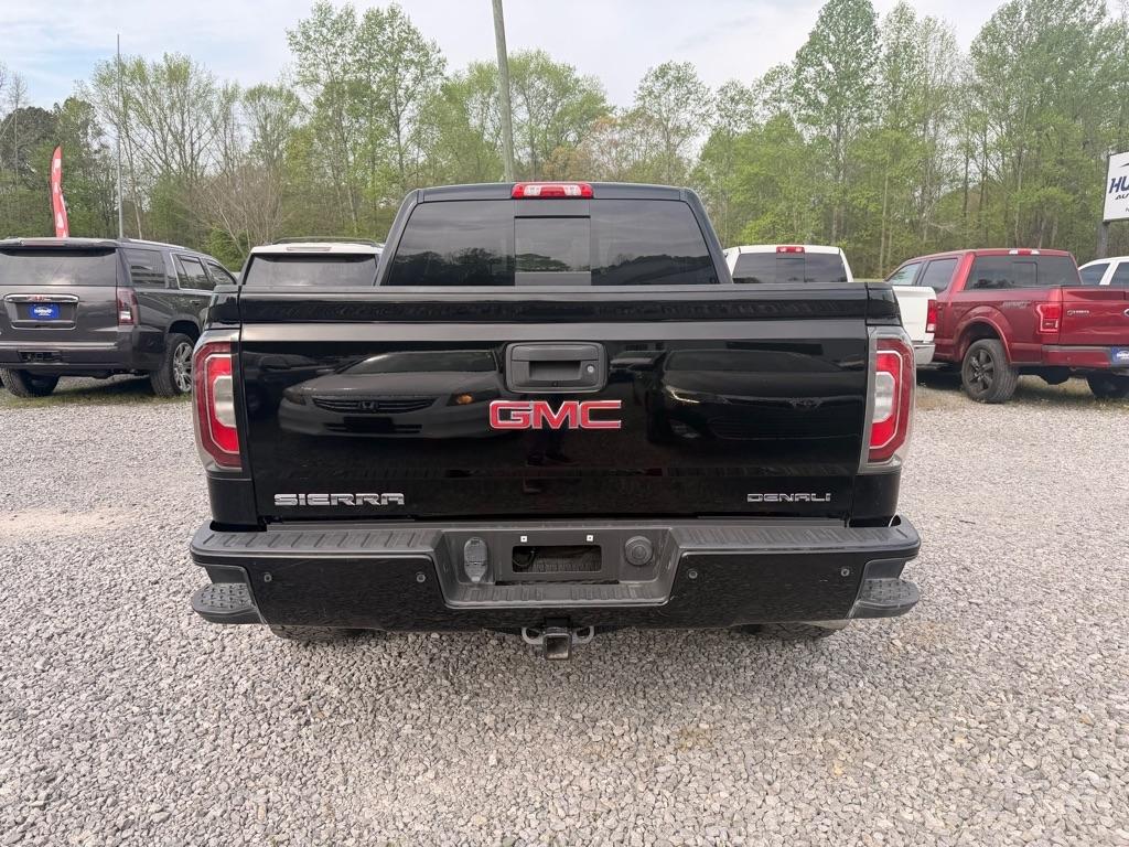 GMC Sierra 1500 Denali Crew Cab Long Box 4WD 2017