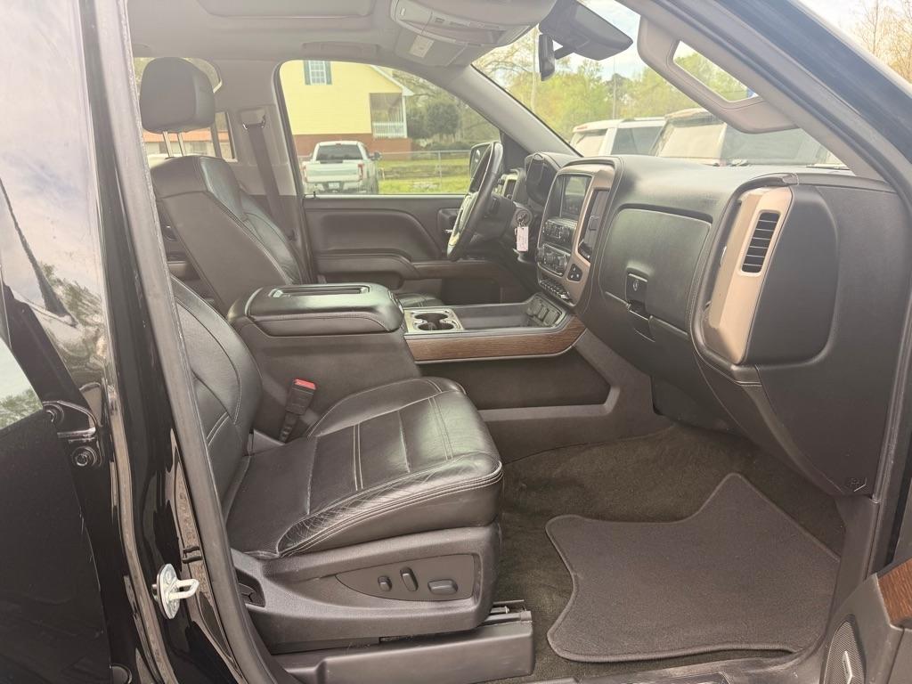 GMC Sierra 1500 Denali Crew Cab Long Box 4WD 2017