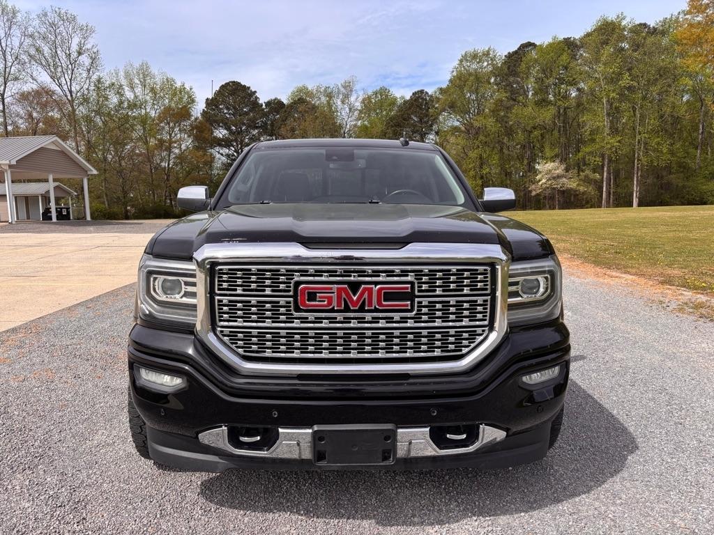 GMC Sierra 1500 Denali Crew Cab Long Box 4WD 2017
