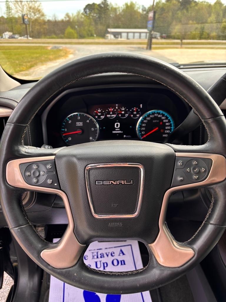 GMC Sierra 1500 Denali Crew Cab Long Box 4WD 2017