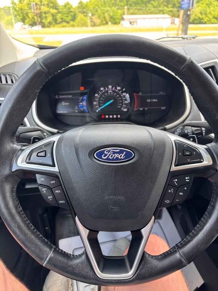 Ford Edge SEL FWD 2016