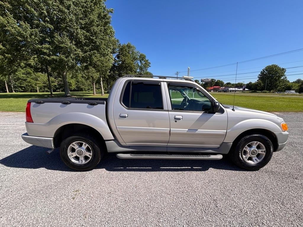 Ford Explorer Sport Trac XLS 2WD 2003