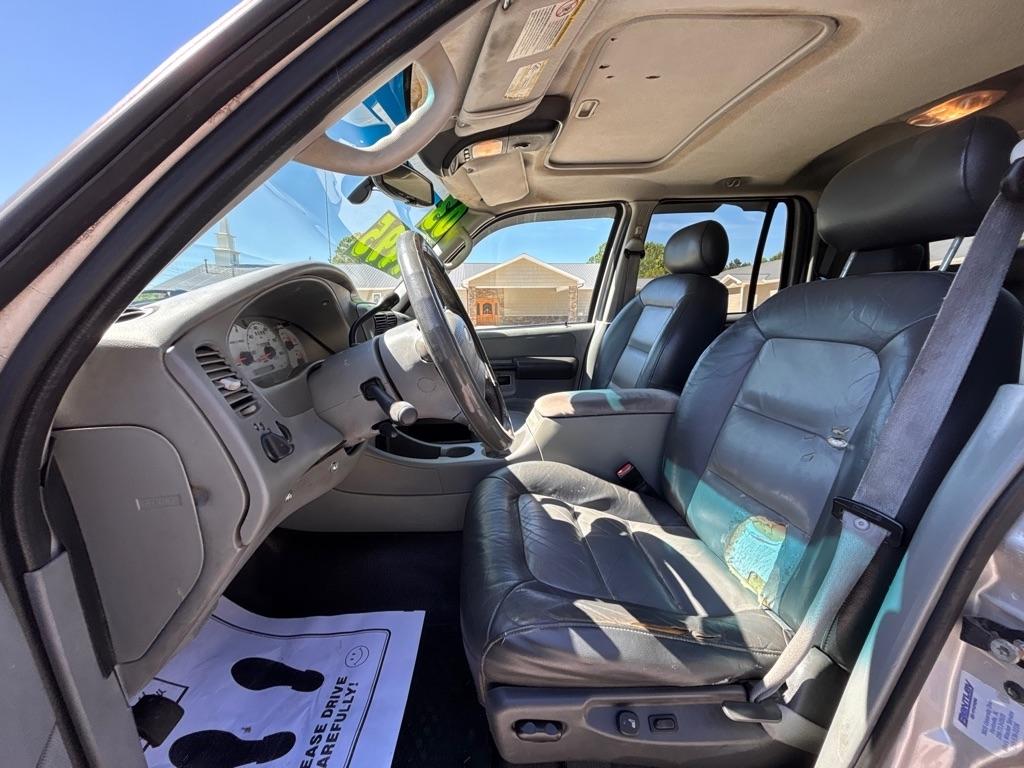 Ford Explorer Sport Trac XLS 2WD 2003