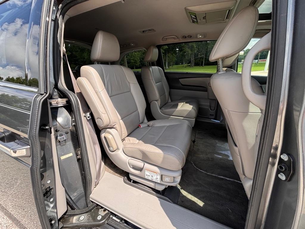 Honda Odyssey Touring 2012