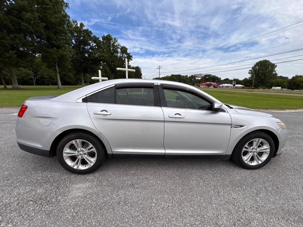 Ford Taurus SEL FWD 2013