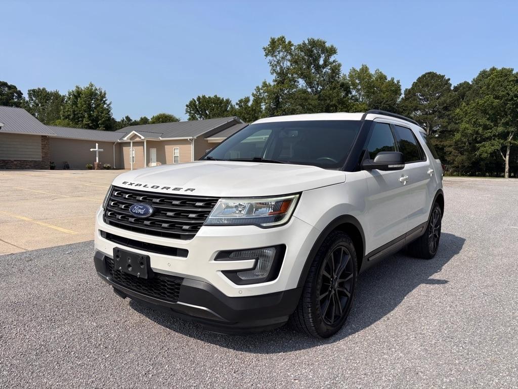 Ford Explorer XLT FWD 2017
