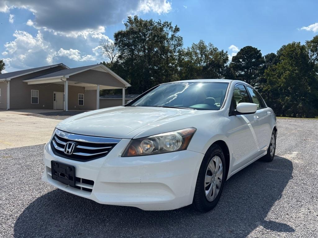 Honda Accord LX sedan AT 2012