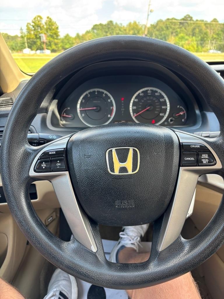 Honda Accord LX sedan AT 2012