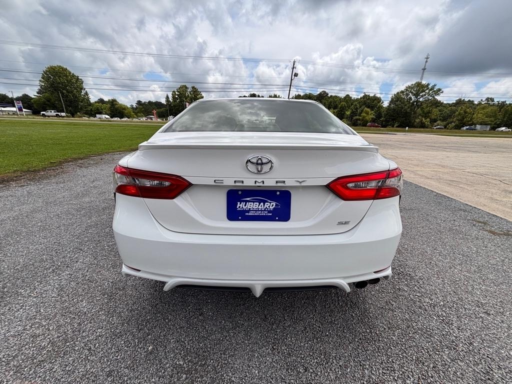 Toyota Camry SE 2018