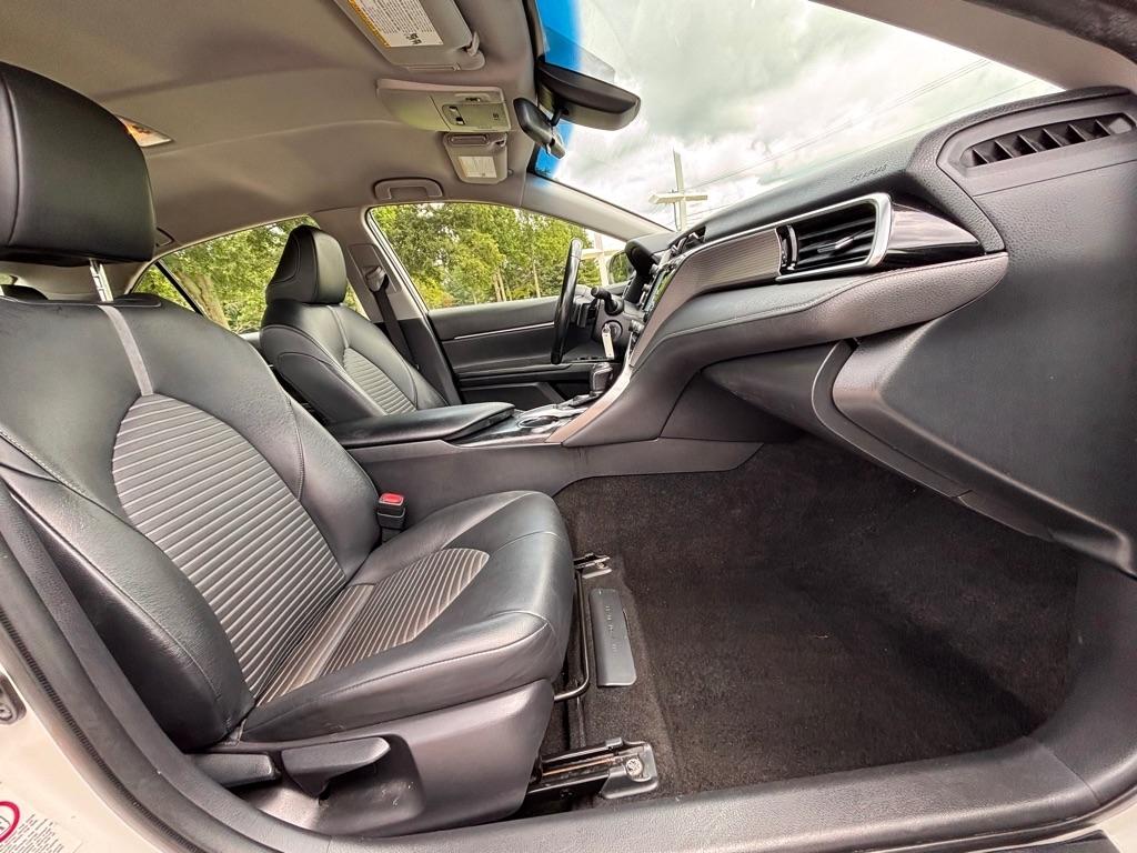 Toyota Camry SE 2018