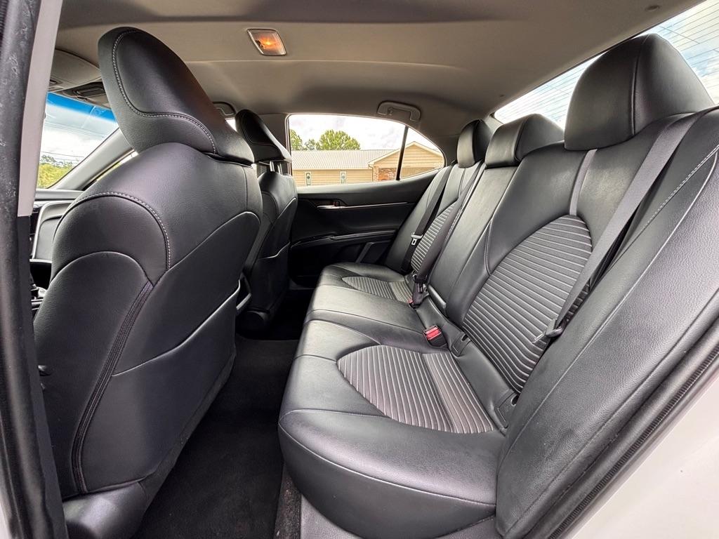 Toyota Camry SE 2018