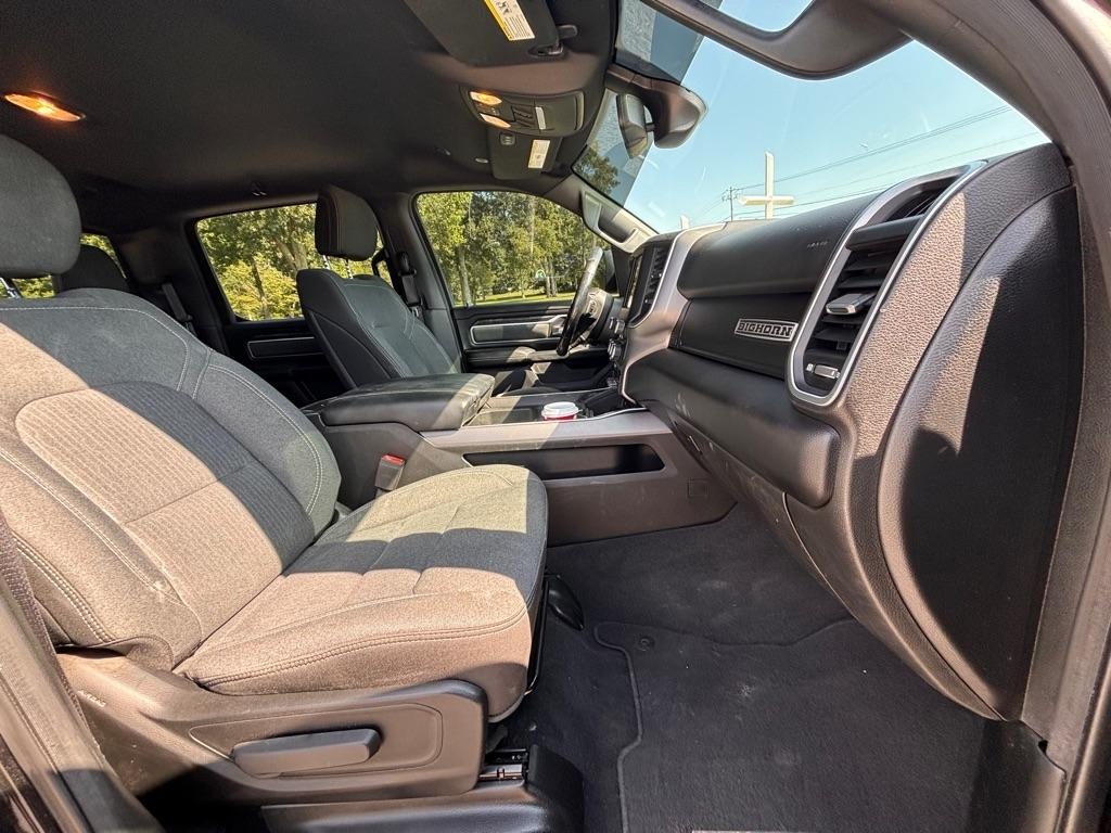 RAM 1500 Big Horn Crew Cab SWB 4WD 2019