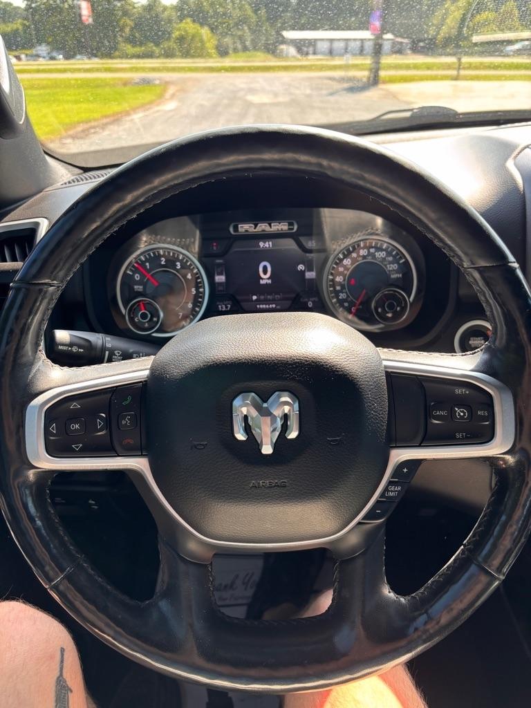 RAM 1500 Big Horn Crew Cab SWB 4WD 2019