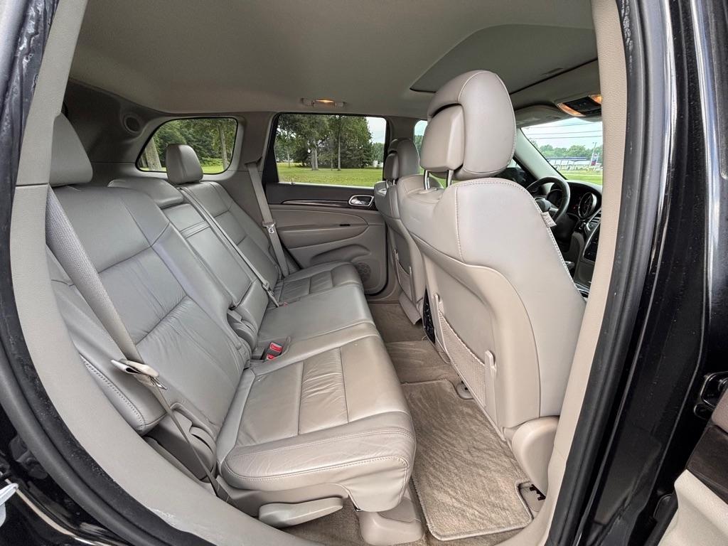 Jeep Grand Cherokee Laredo 2WD 2013