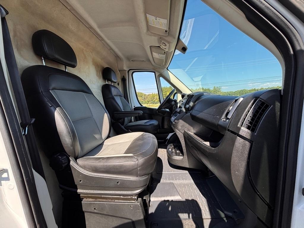 RAM Promaster 1500 Low Roof Tradesman 136-in. WB 2015