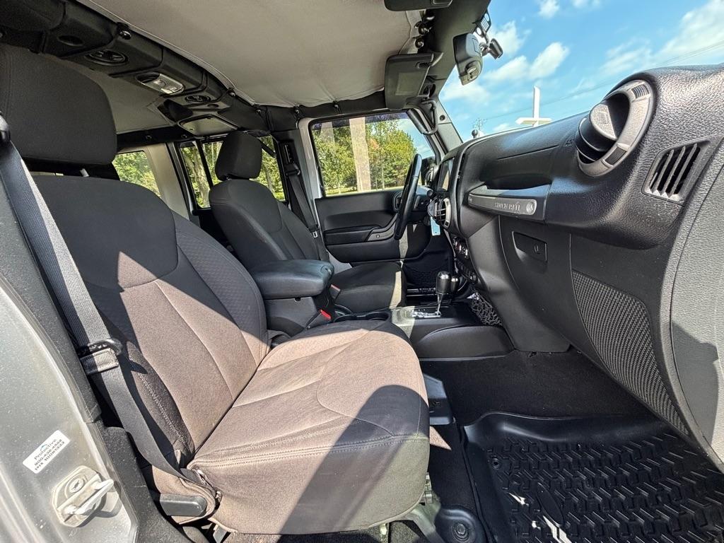 Jeep Wrangler Unlimited Sport 4WD 2015