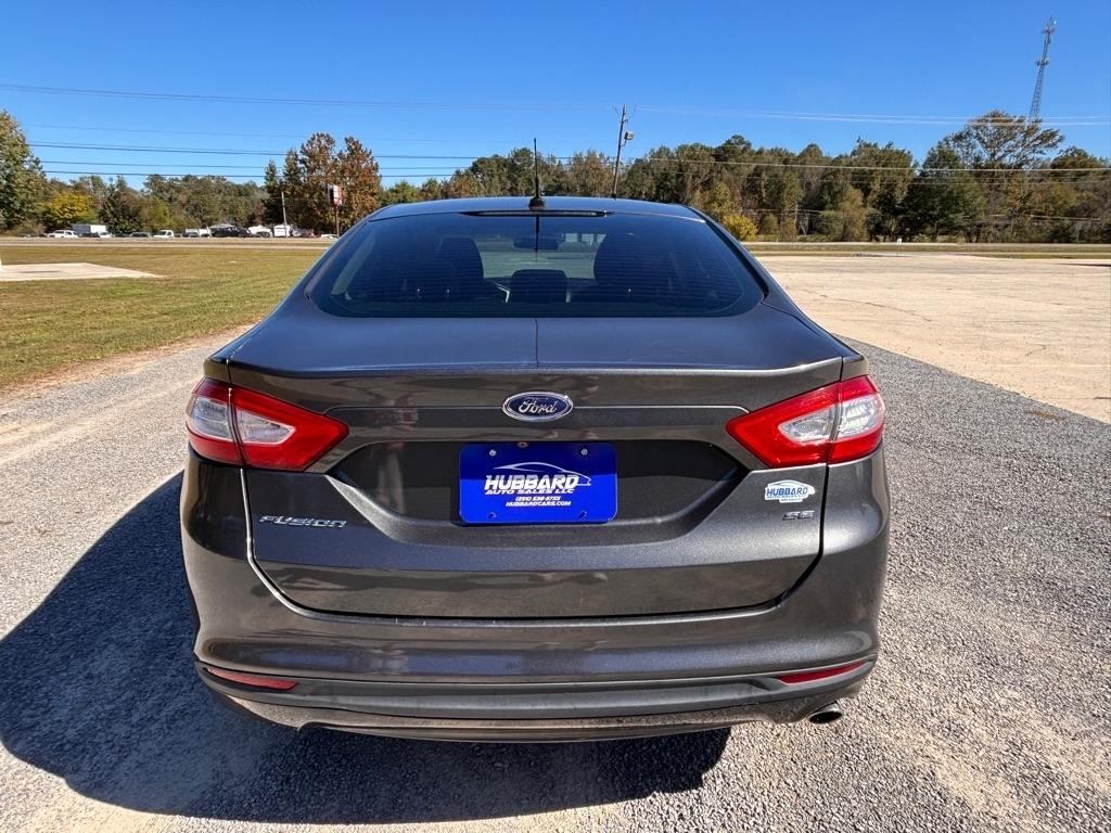 Ford Fusion SE 2016