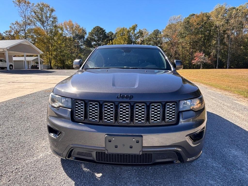 Jeep Grand Cherokee Laredo 2WD 2019