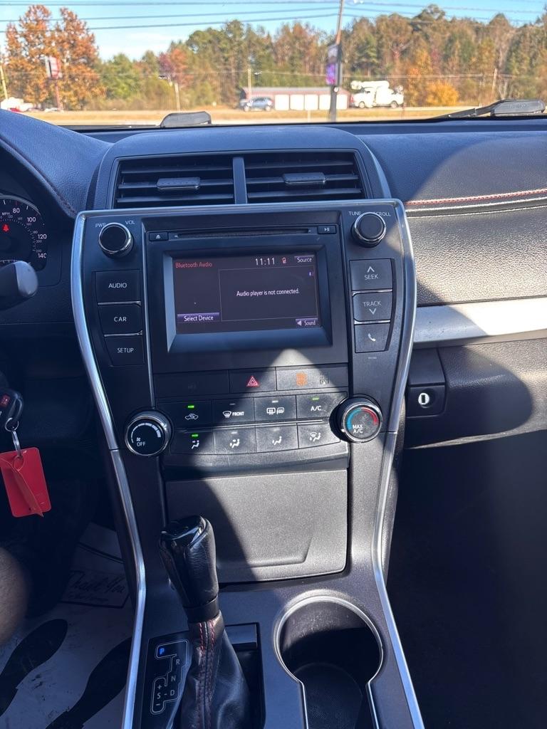 Toyota Camry SE 2015