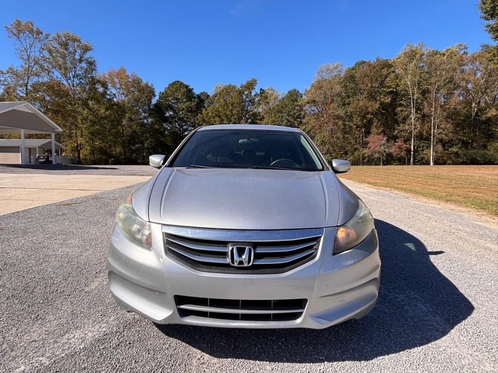 Honda Accord LX sedan AT 2012